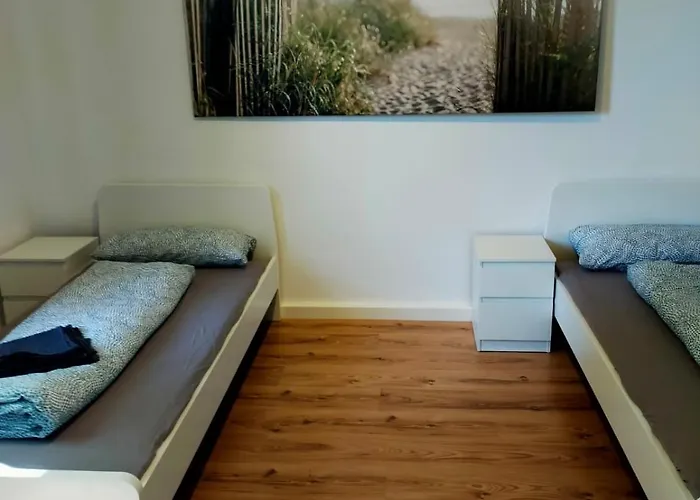 Apartman - Kurzzeitvermietungen Direkt Bei Den Leunawerken, 2-3 Schlafzimmer Leuna